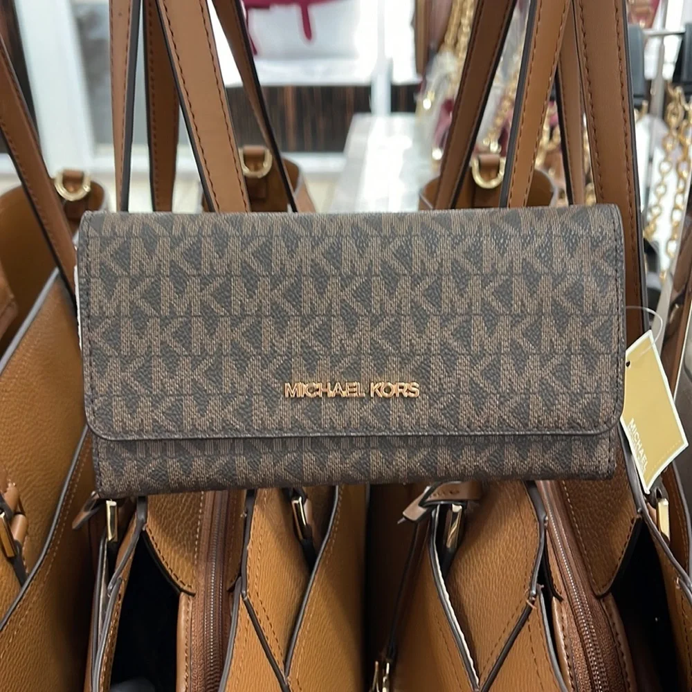 MICHAEL KORS JET SET TRV LARGE TRIFOLD Brown